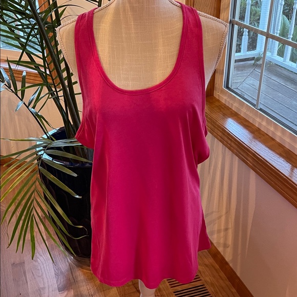 Nike Women's Dry Fit Fuchsia Tank Top - Picture 1 of 6